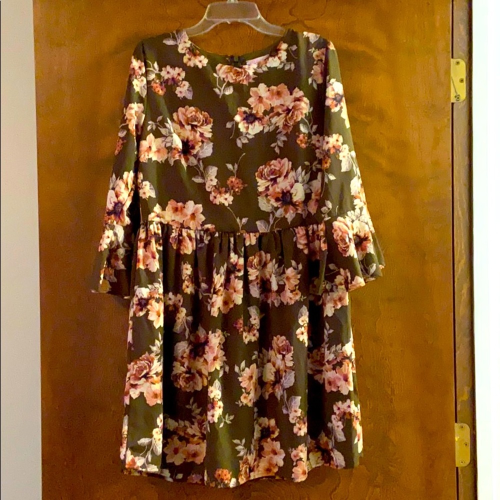 Pink Lily navy green floral print dress